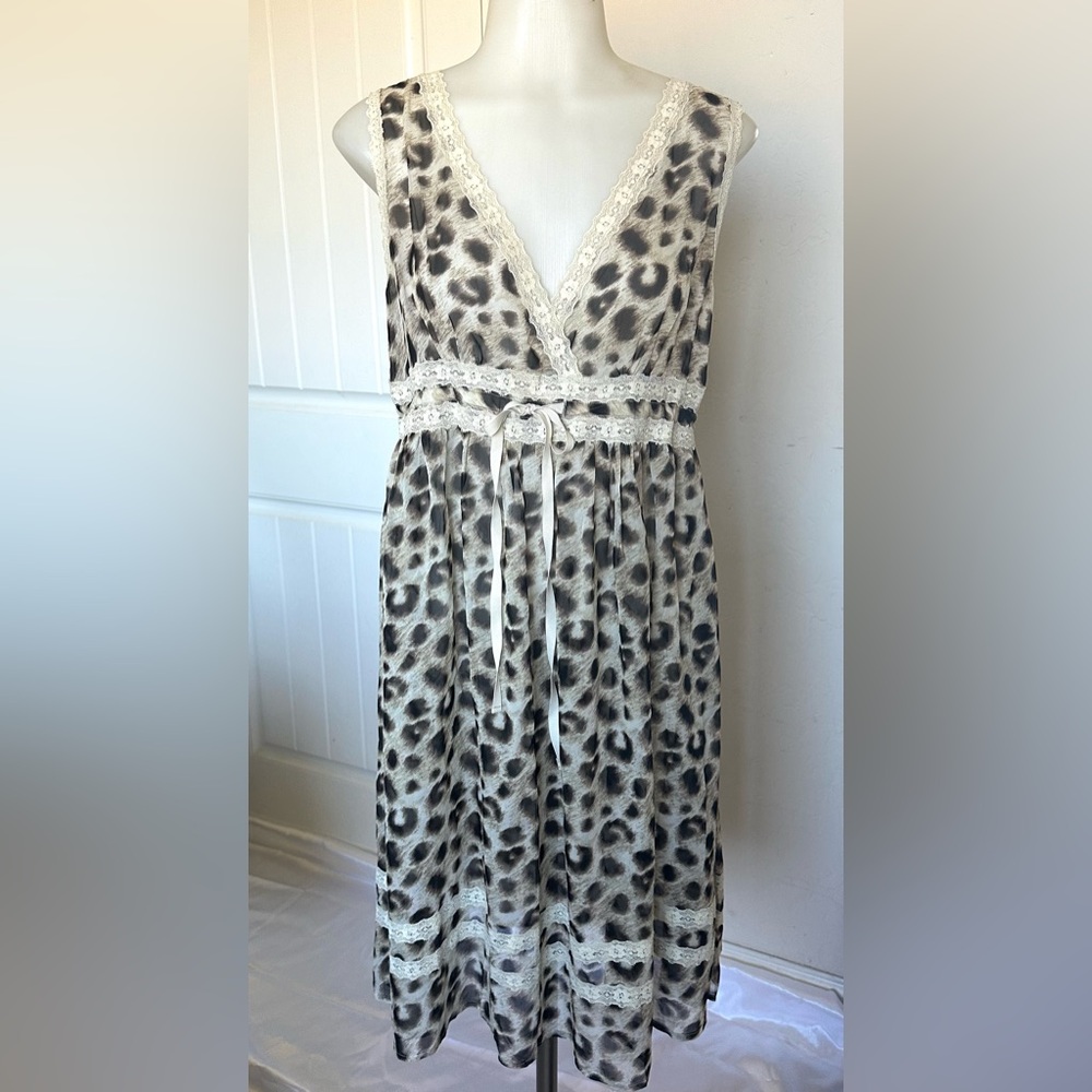 Peter Alexander Leopard Print nightgown